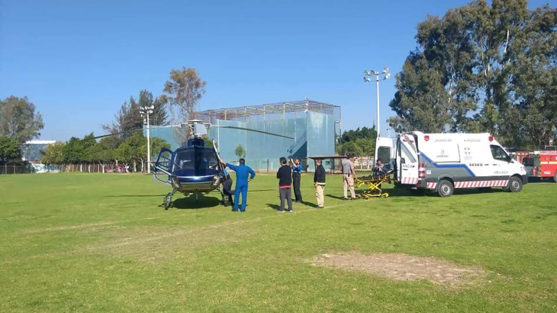 La Coordinación de Protección Civil de Pedro Escobedo activó en dos ocasiones la ambulancia aérea. Foto Especial